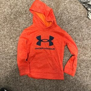 Under armour sweat shirt size 5